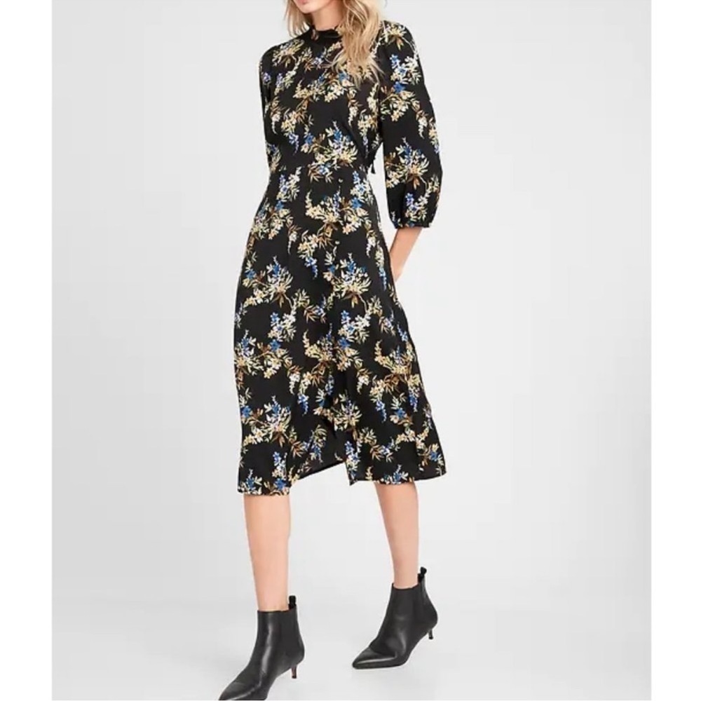 Banana Republic Covered Buttons Midi Dreas Black Floral Side Slit Size XS Women
